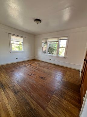 1 bedroom 1 bathroom Upstairs Apartment - White Pine Apartments – photo 1