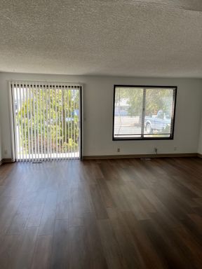 3 Bedroom, 1 Bathroom Downstairs Unit - 4-Plex – photo 1