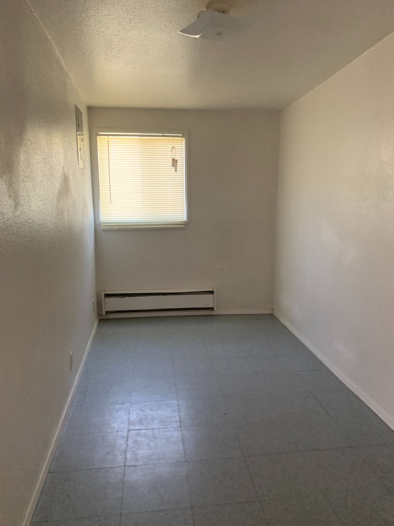 Klamath Falls House: 2334 Oak Ave.