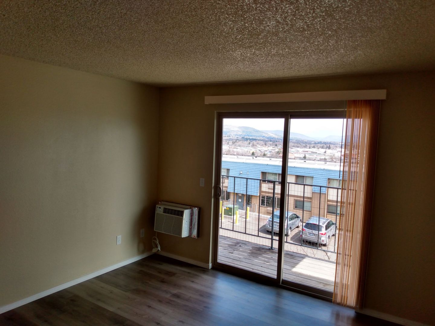 Klamath Falls House: 345 N. 5th St., 51