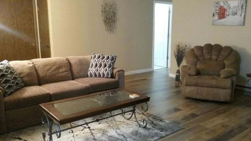 2 Bedroom, 1.5 Bathrooms - Fully Furnished Apartment near Sky Lakes and Oregon Tech! – photo 1