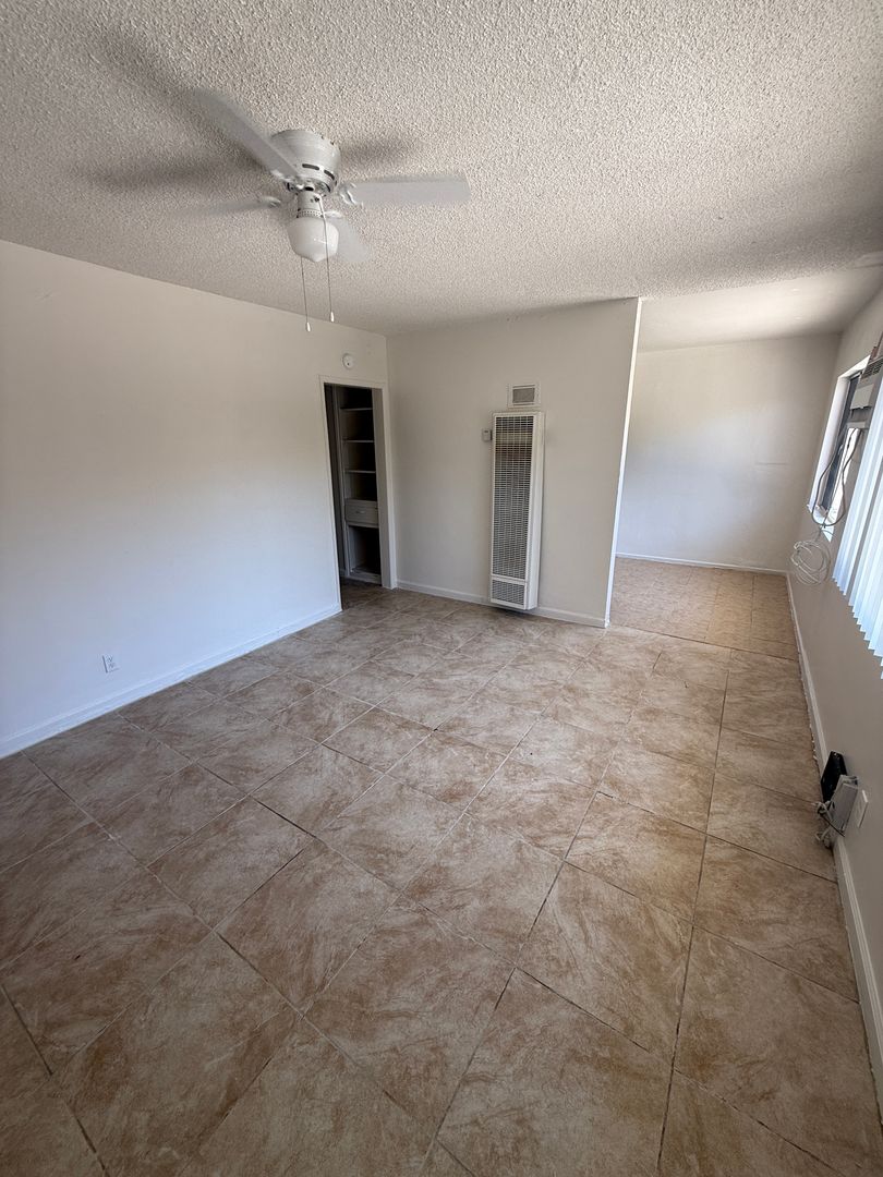 Desert Hot Springs Apartment: 66610 Acoma Avenue