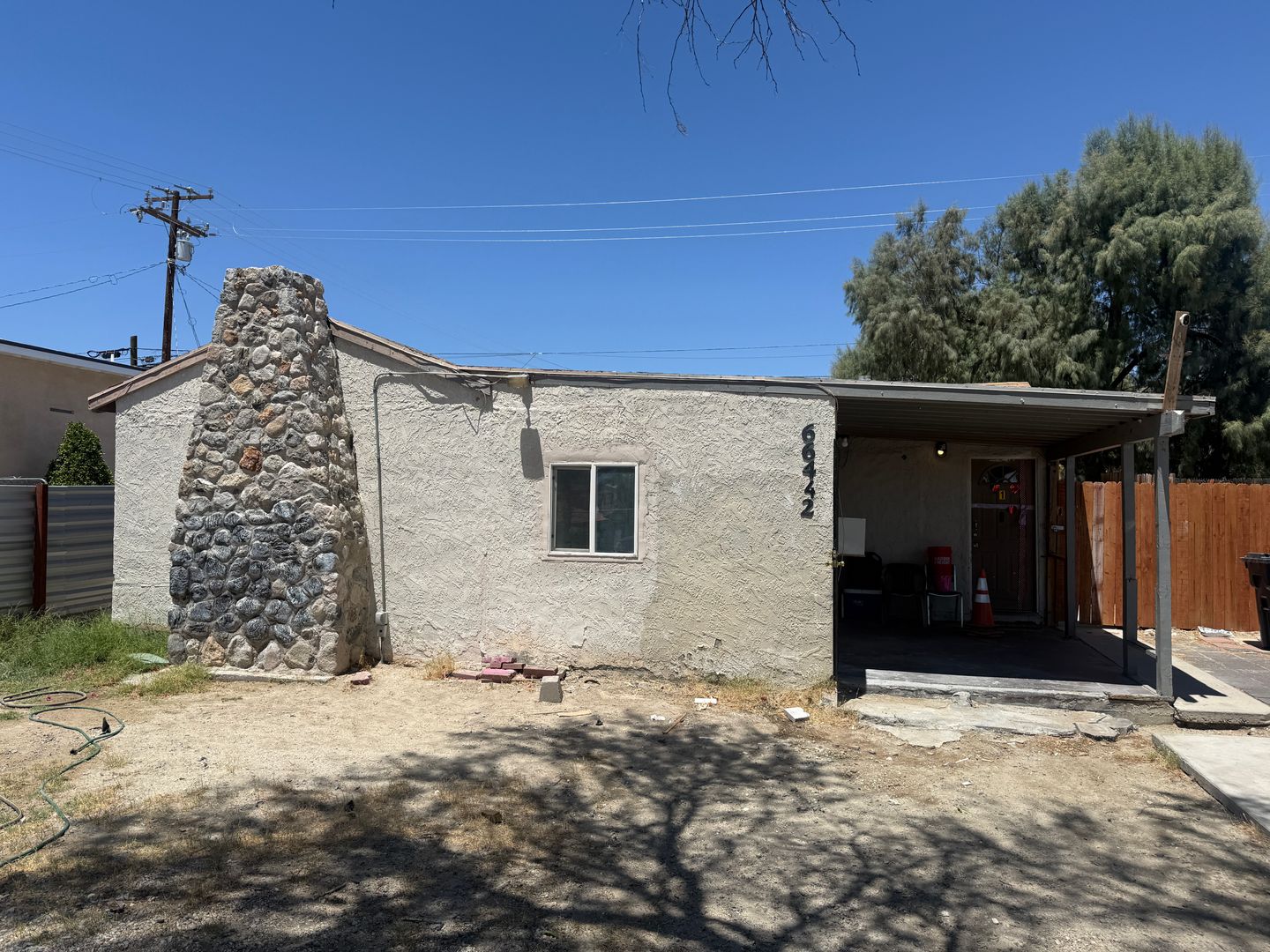 Desert Hot Springs Apartment: 66442 Estrella Avenue