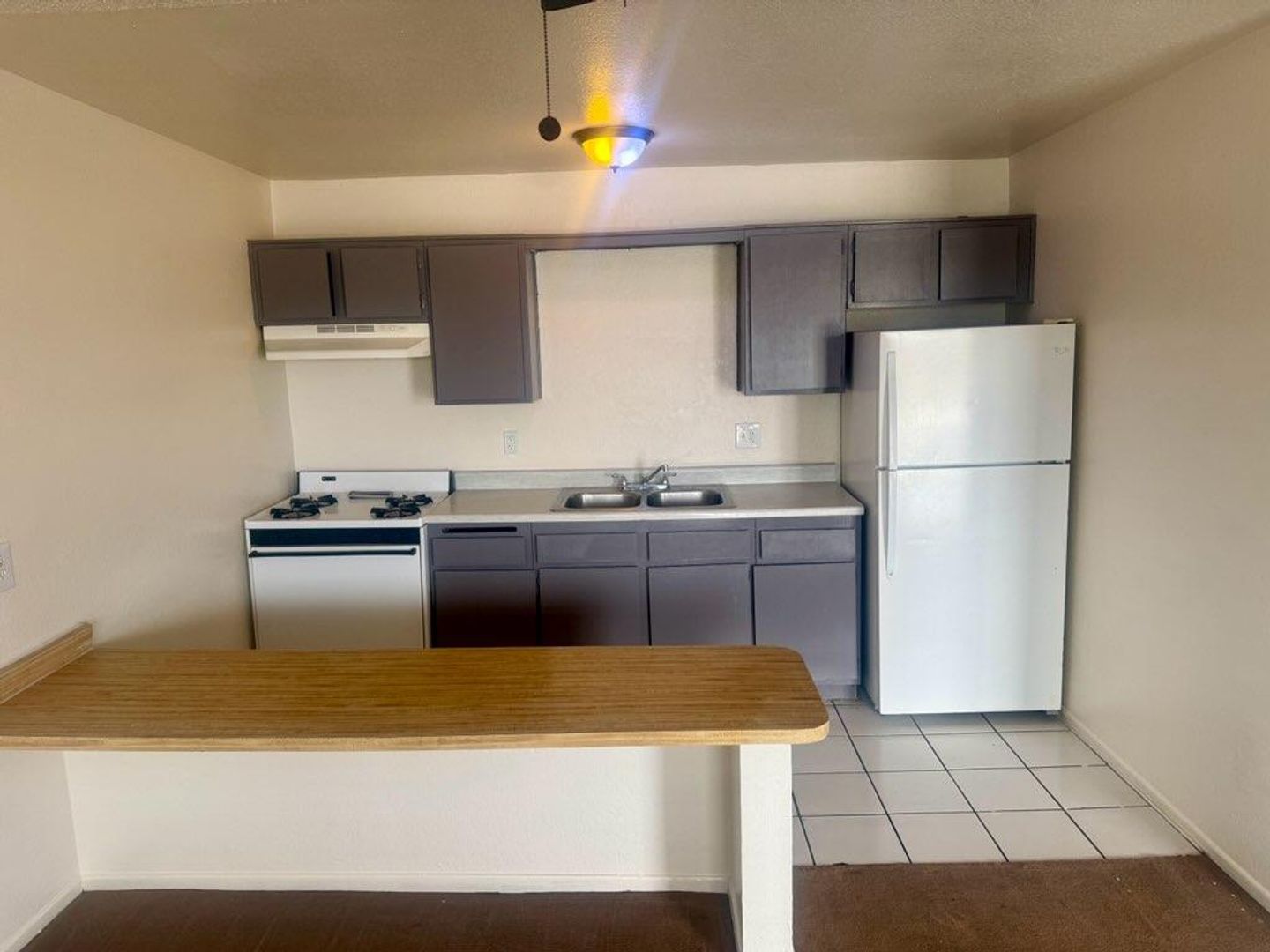 Desert Hot Springs Apartment: 66785 8th Street