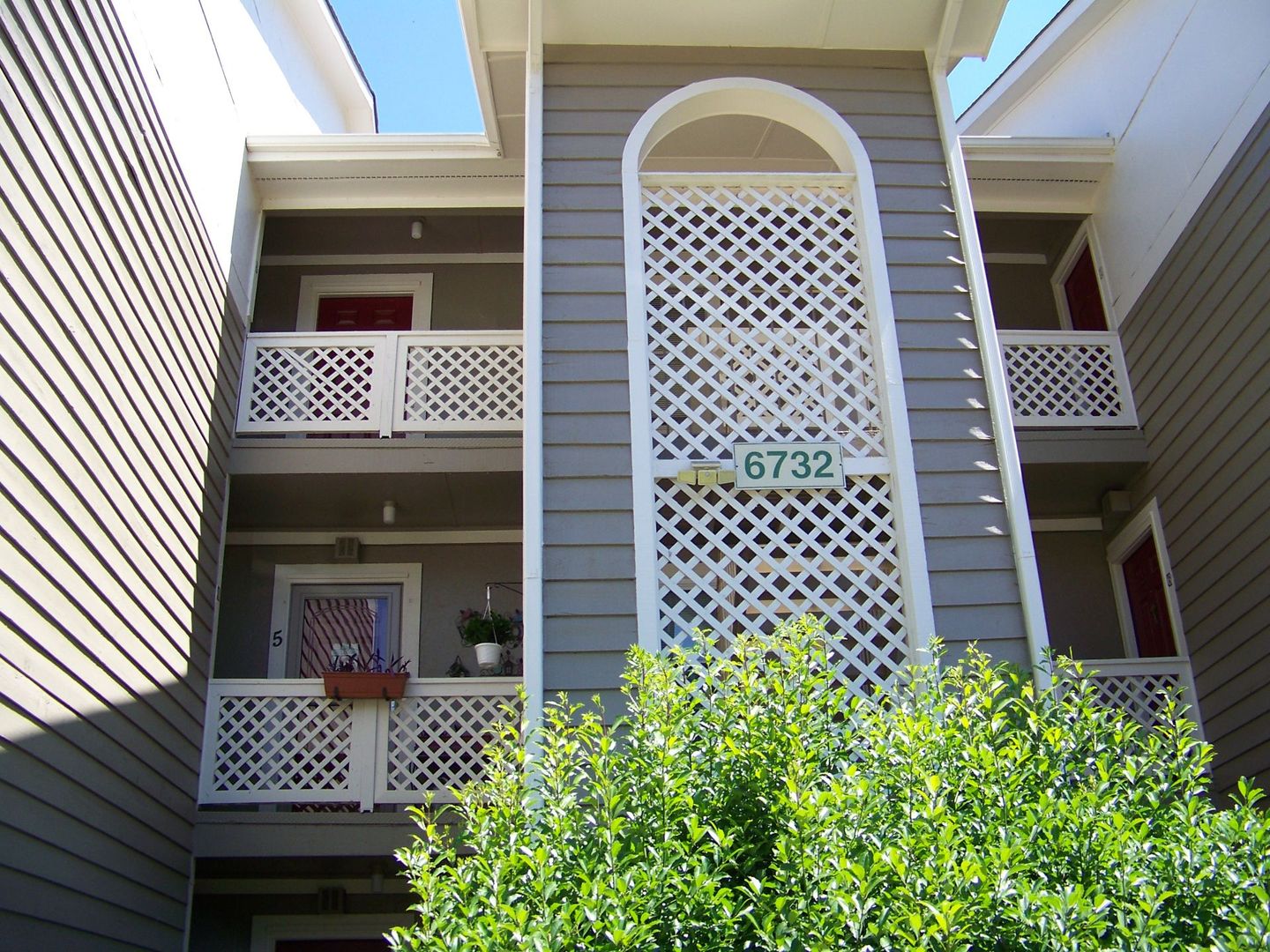 FAYETTEVILLE Condo: 6732-8 WILLOWBROOK