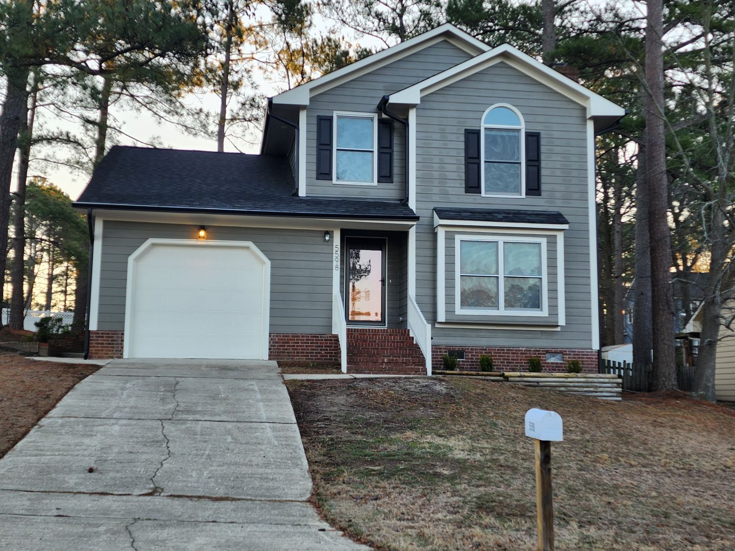 FAYETTEVILLE House: 5598 LOCKRIDGE ROAD