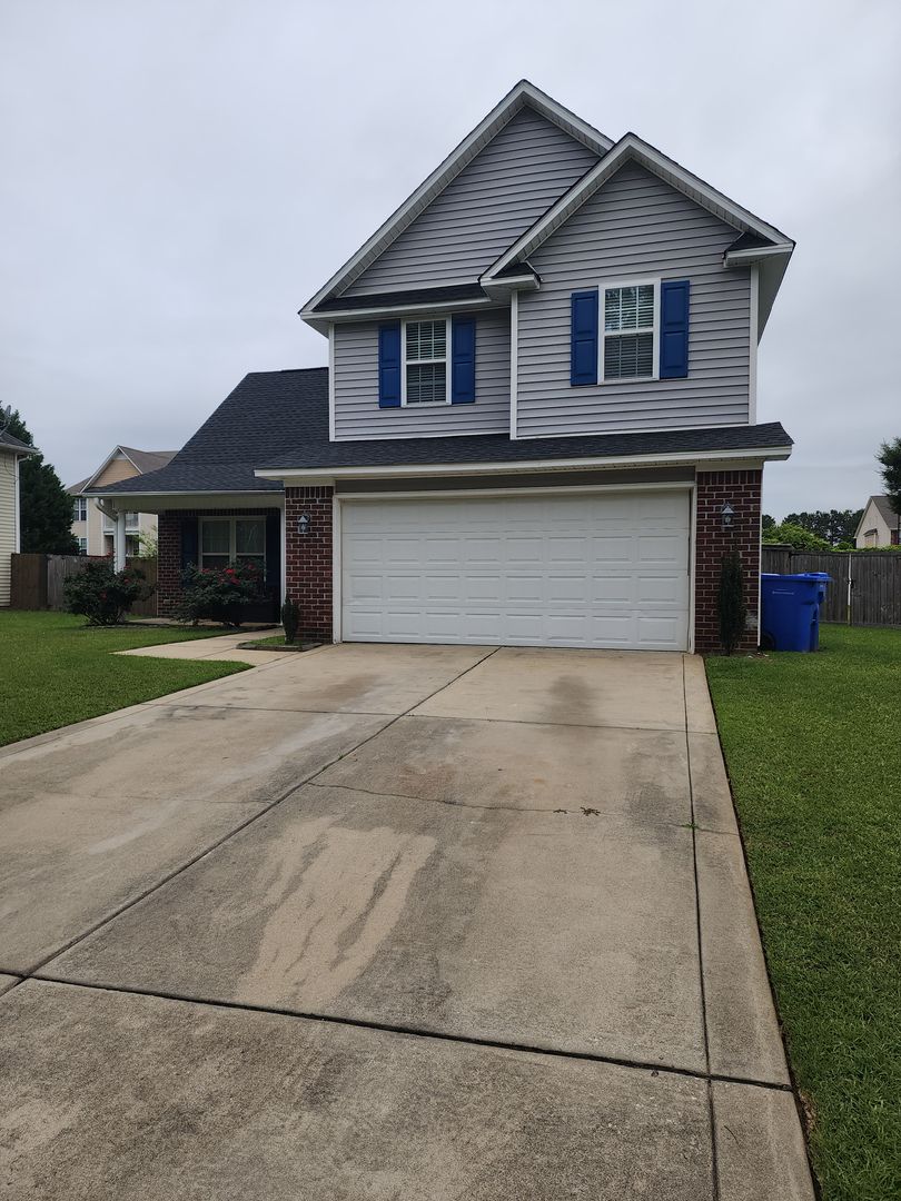 FAYETTEVILLE House: 5716 SCARECROW COURT