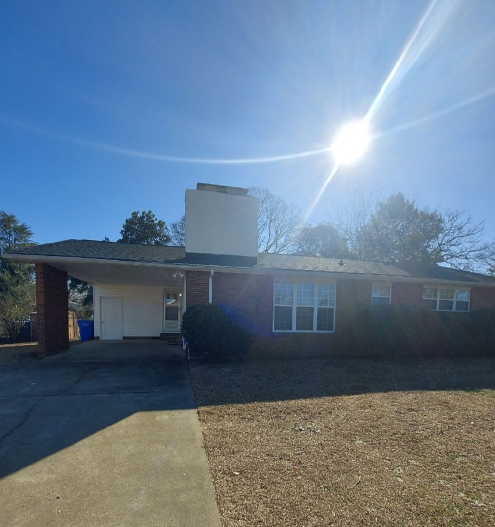 FAYETTEVILLE House: 6417 MORGANTON ROAD