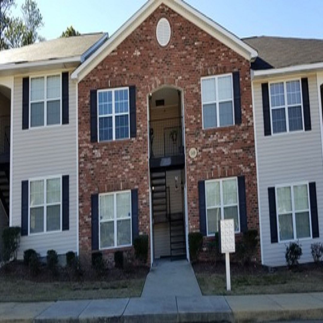 FAYETTEVILLE House: 149 WADING CREEK UNIT 205