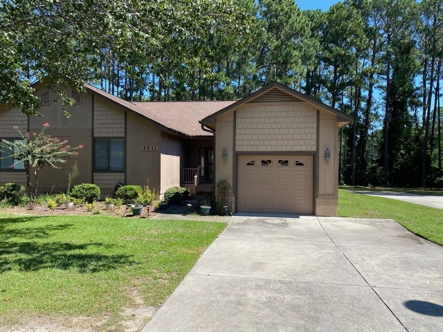 FAYETTEVILLE House: 3011 WETHERBY COURT