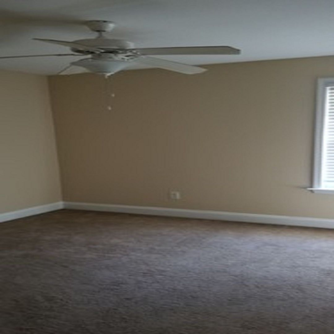 FAYETTEVILLE House: 149 WADING CREEK UNIT 204