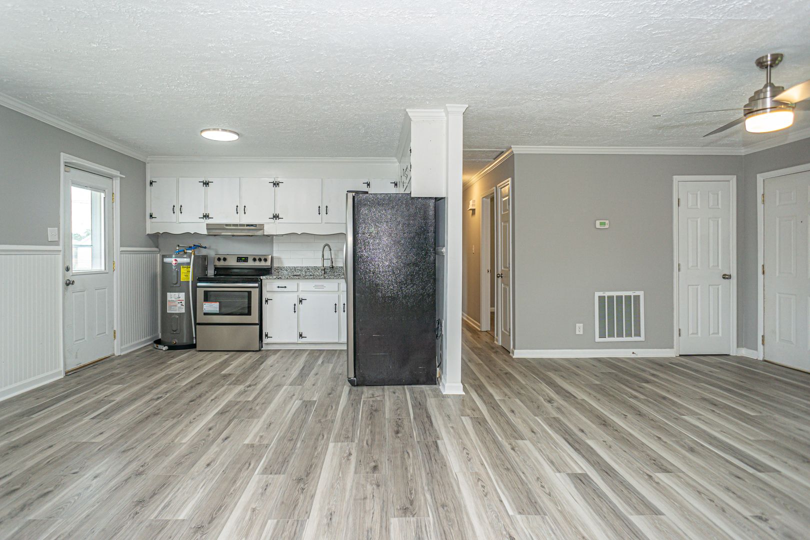 SPRING LAKE House: 2701 DALY AVE