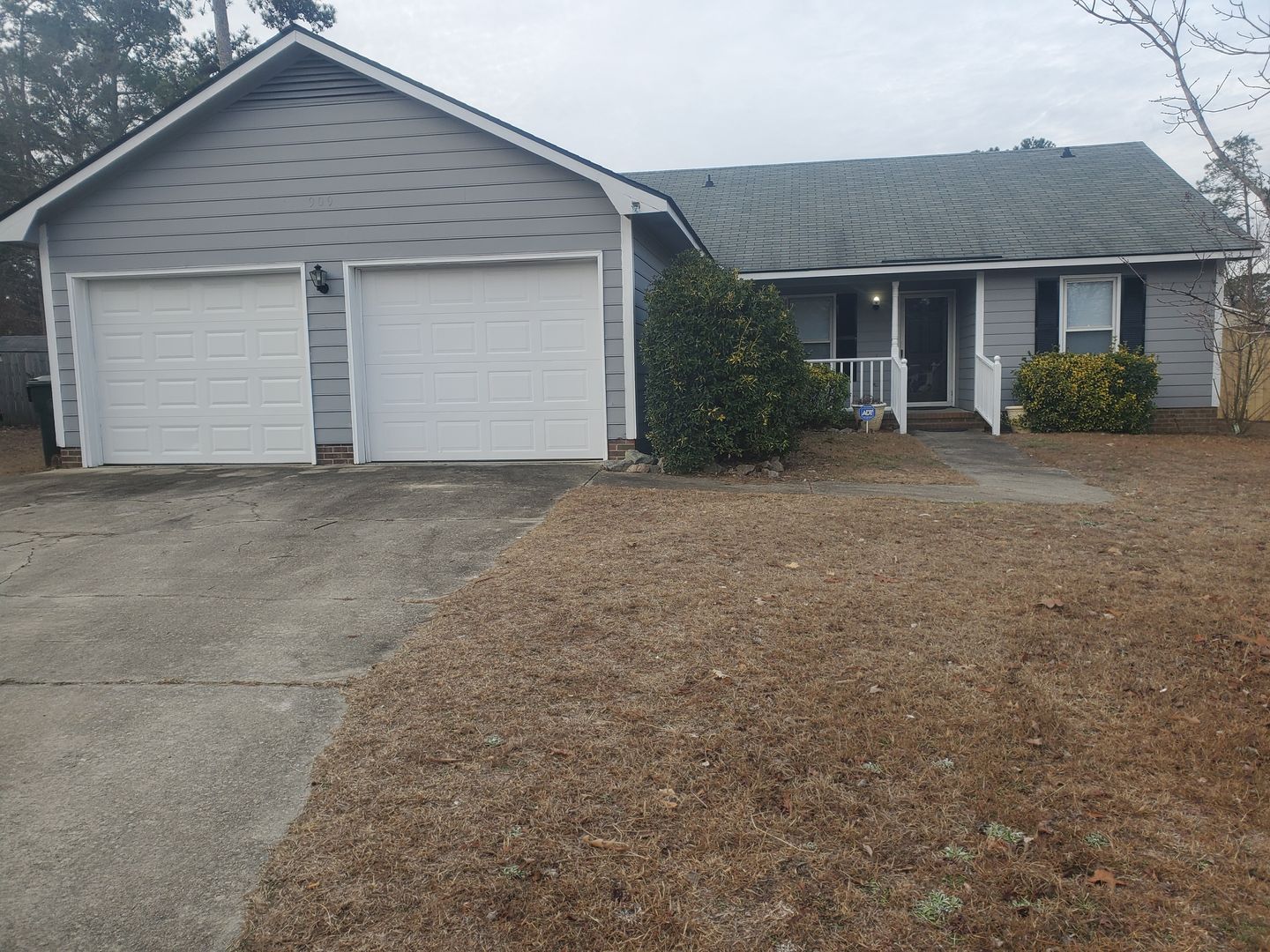 Fayetteville House: 909 Benevente Loop