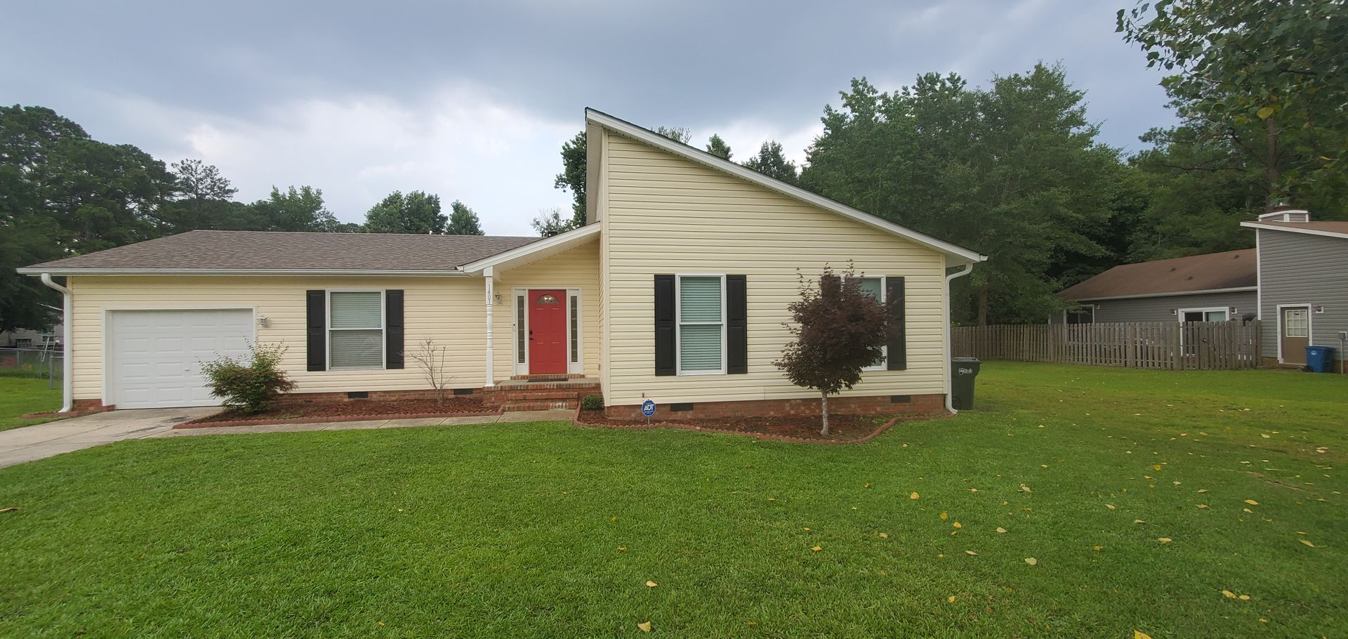 Fayetteville House: 1401 Carnsmore Drive