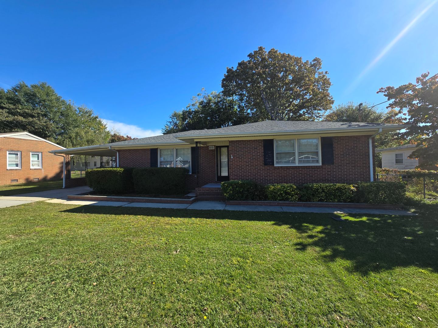 Fayetteville House: 801 Glensford Dr