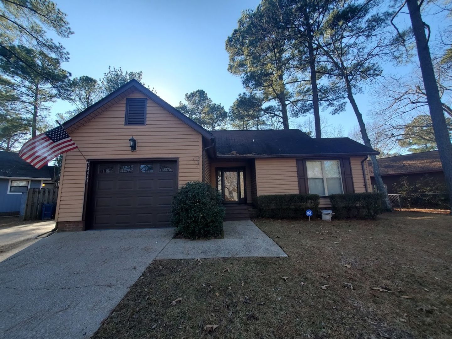 Fayetteville House: 4445 Briton Circle