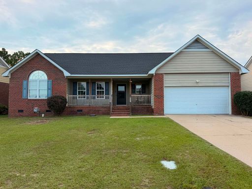 618 Connaly Drive ~ Southview ~ LAWN CARE INCLUDED ~ COMING SOON!! – photo 1
