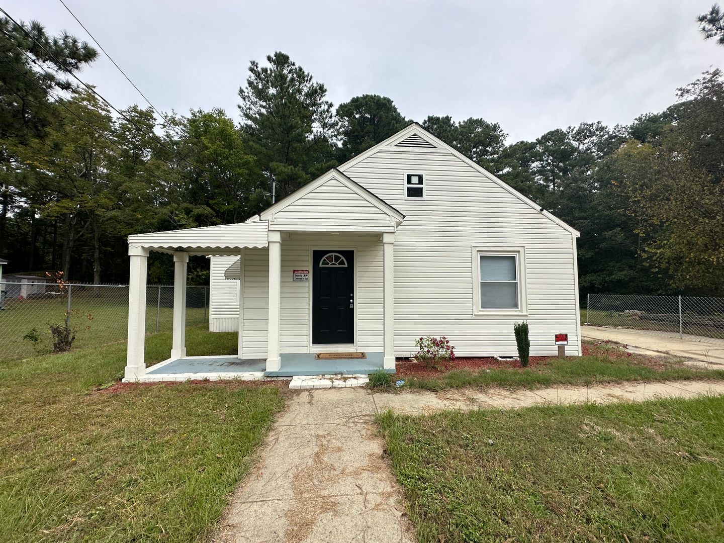 Fayetteville House: 1814 Newark Ave