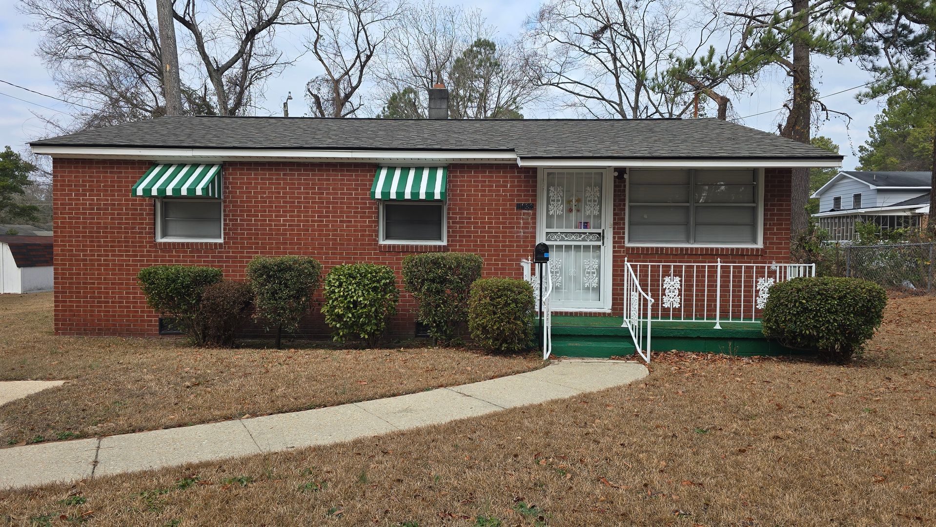 Fayetteville House: 1132 Hood Avenue