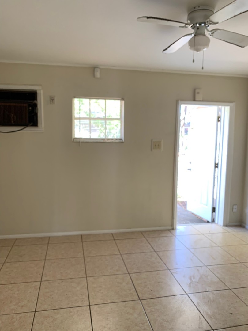 Tampa House: 3502 Lindell Ave