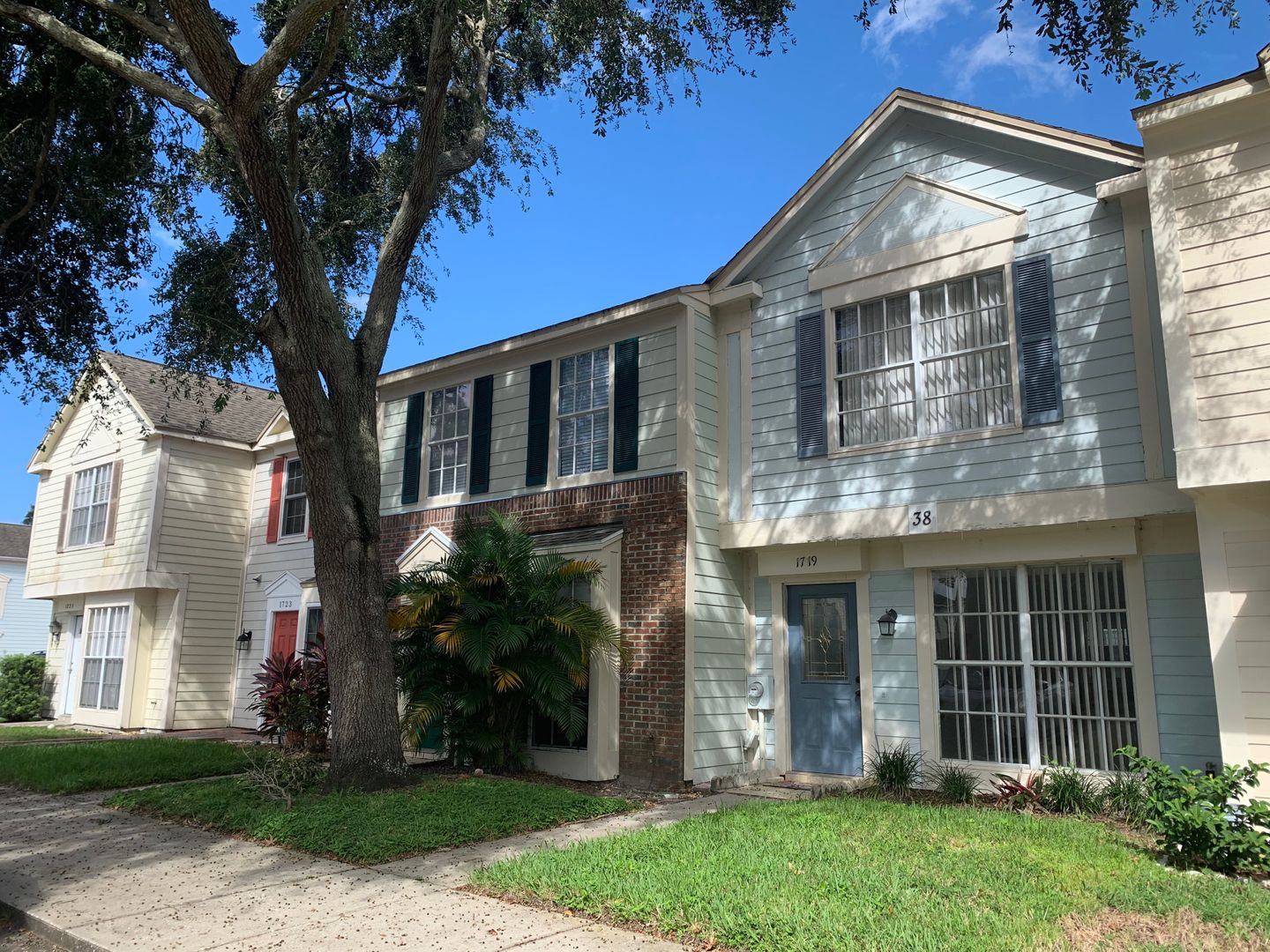 Tampa Townhome: 1719 Mill Run Cir.