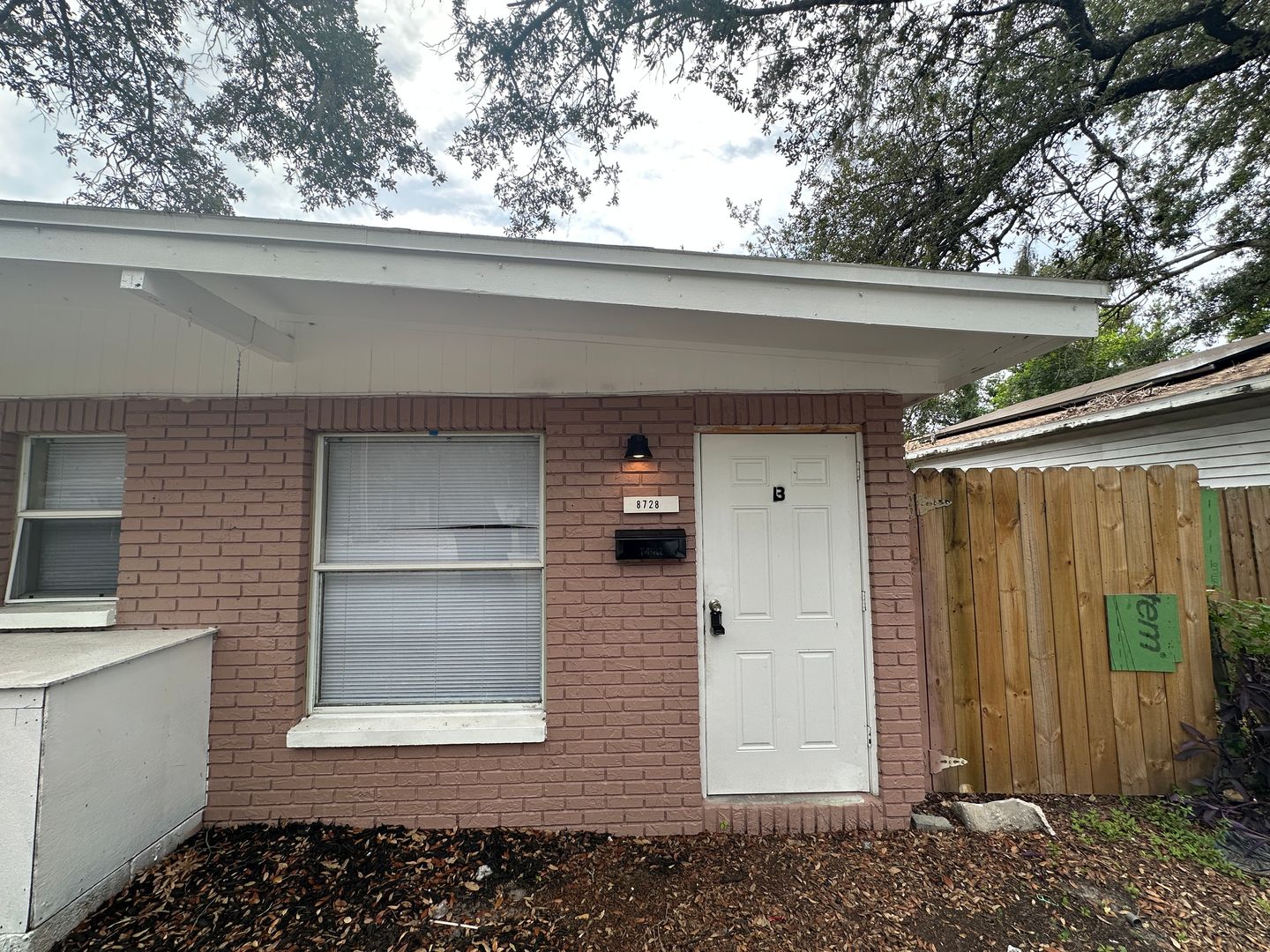 Tampa Apartment: 8728 N Mandarine Pl.