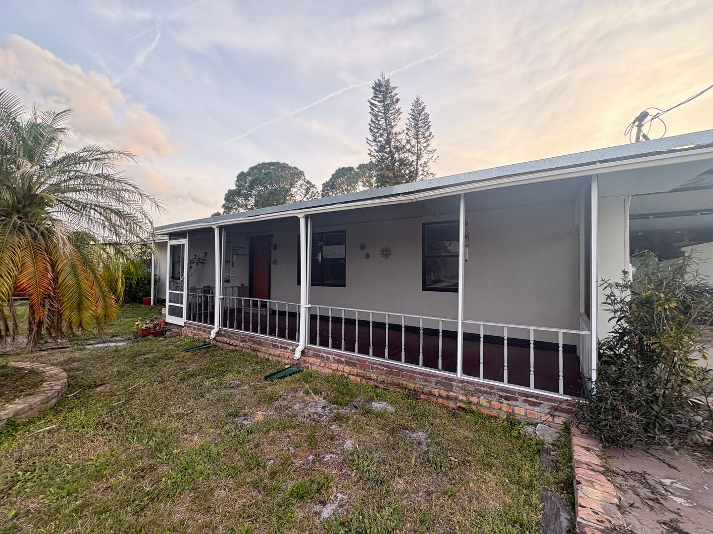 Tampa House: 5109 Marc Dr