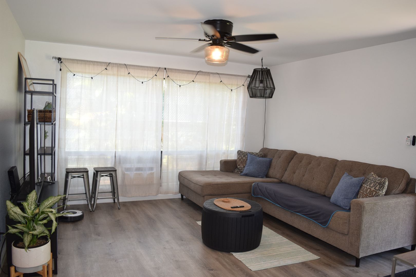 Haleakala Gardens Furnished ground floor 3bd 2ba