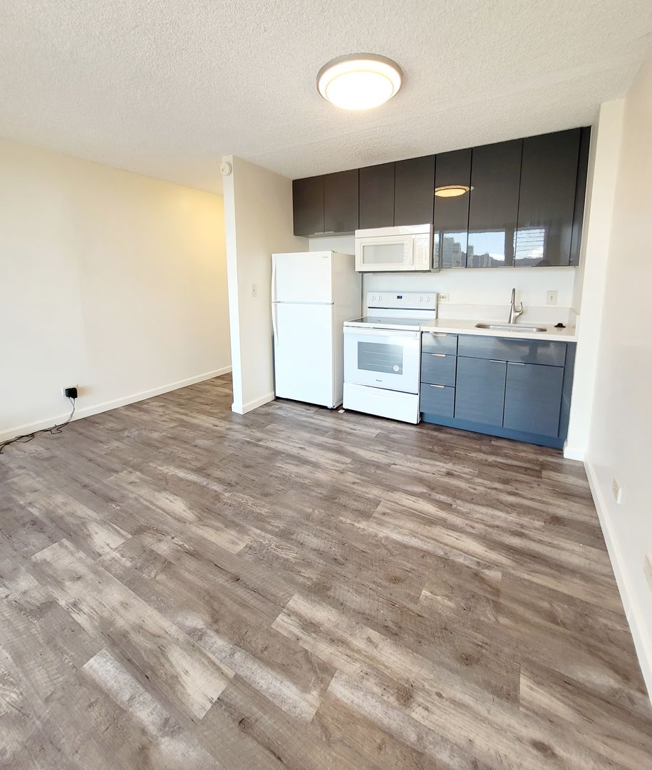 Honolulu Condo: 2345 Ala Wai Blvd #2303