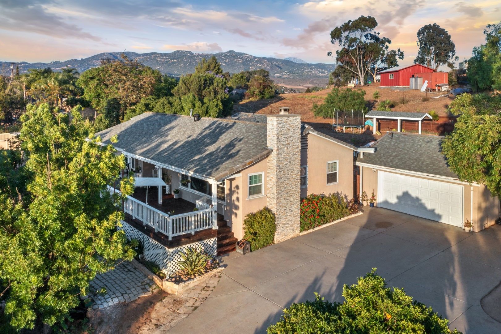 Jamul House: 14035 Hillside Drive