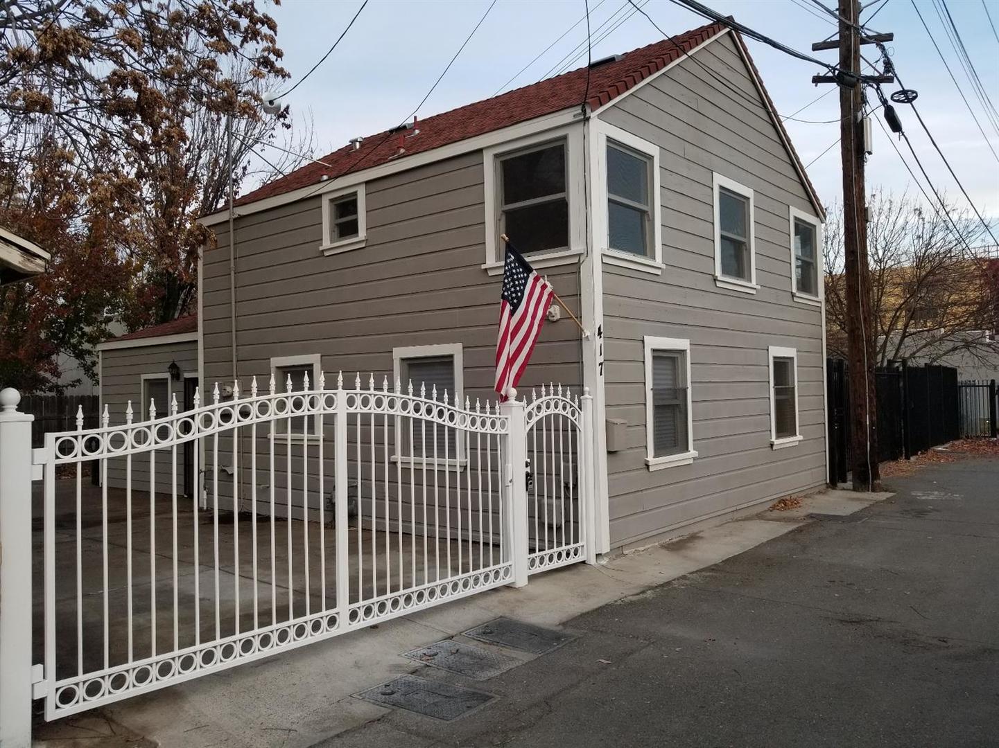 SACRAMENTO House: 417 11TH STREET