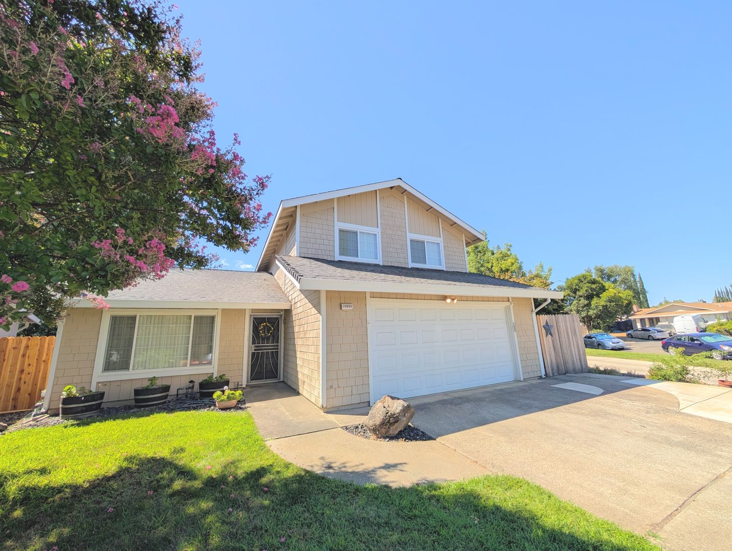 Rancho Cordova House: 10988 Mira River Ct