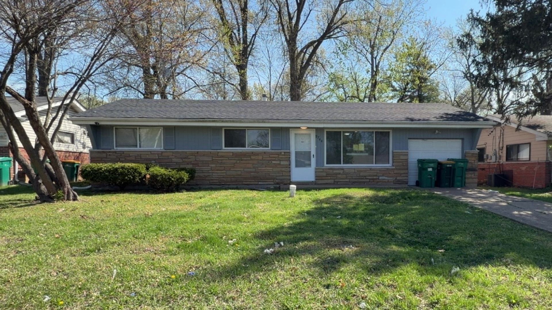 St. Louis House: 9744 Lanier Drive