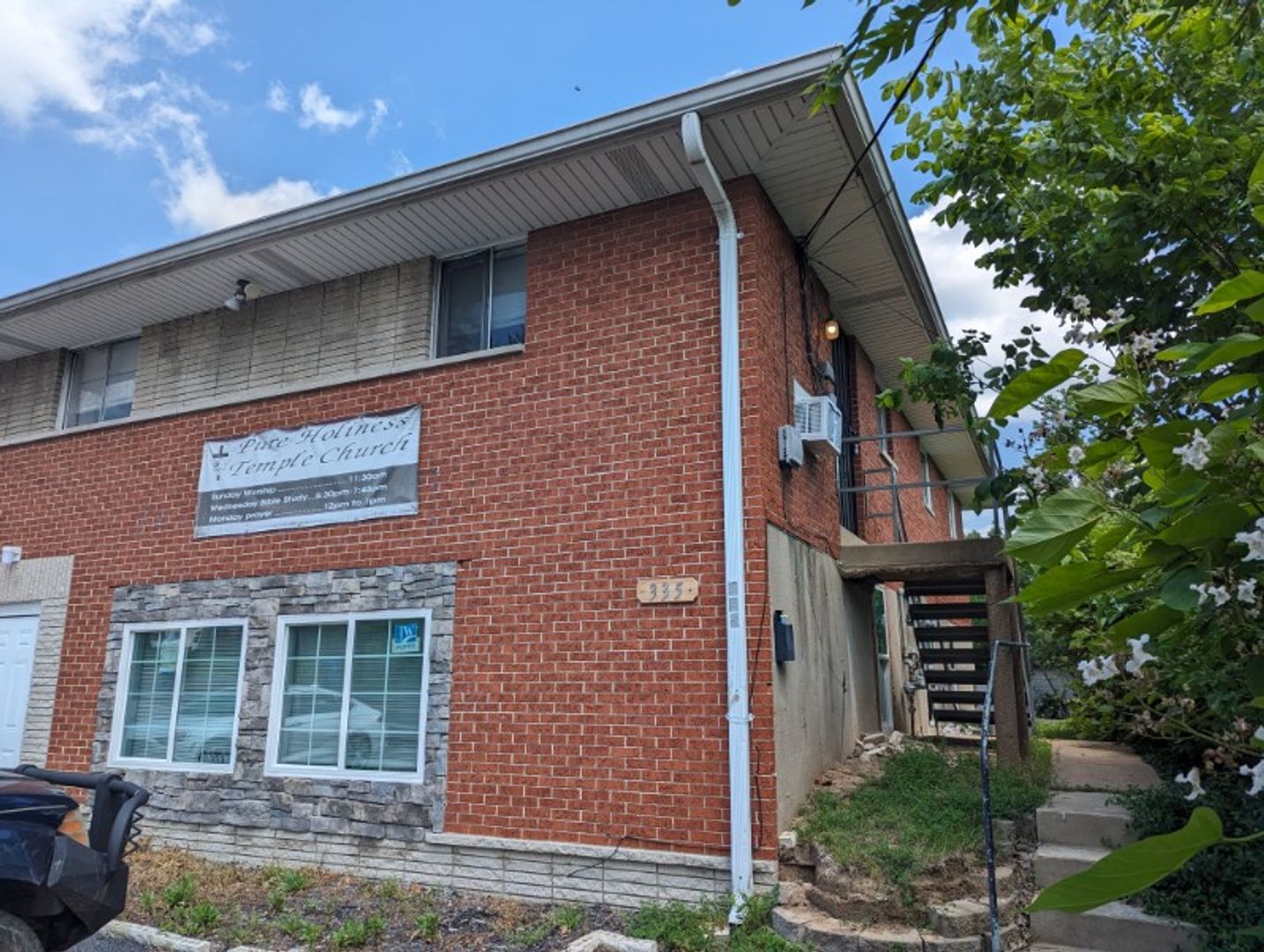 St Louis Apartment: 333 Chambers Rd