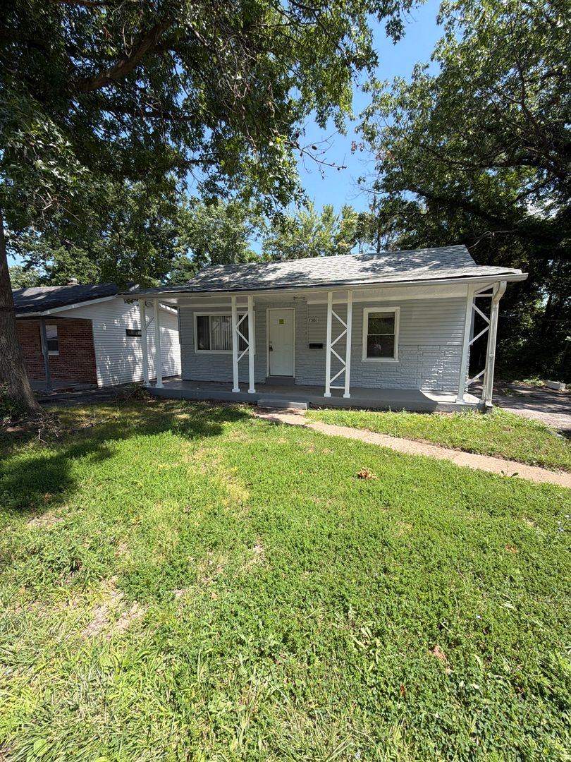 Jennings House: 7301 Harney Ave