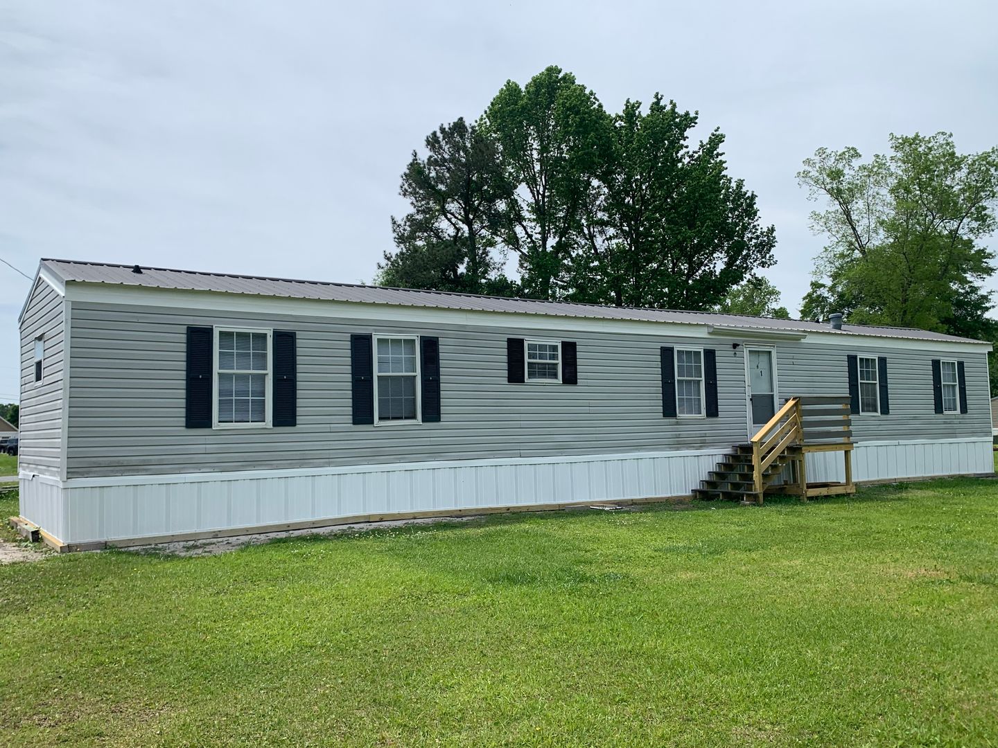 Jacksonville House: 1825 Blue Creek Road #1