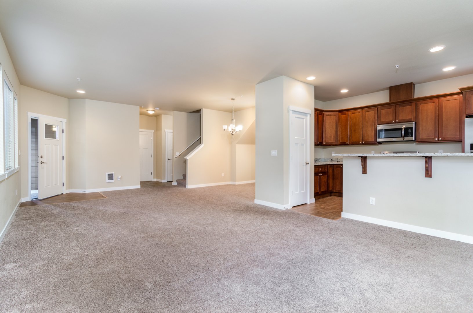 Dupont Apartment: 1623 Burnside PL