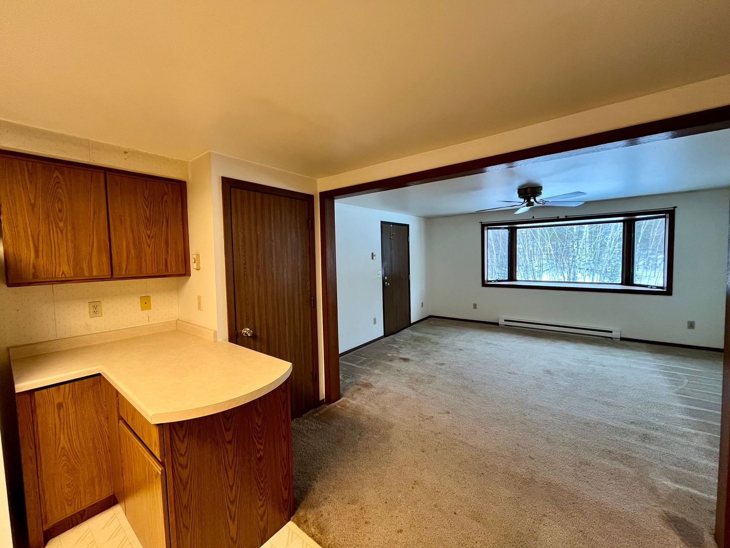 Rhinelander Apartment: 180 W Hill Rd