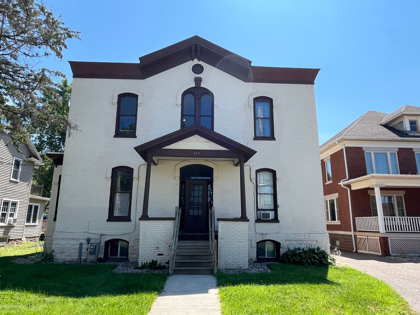 Wausau Apartment: 417 Division St