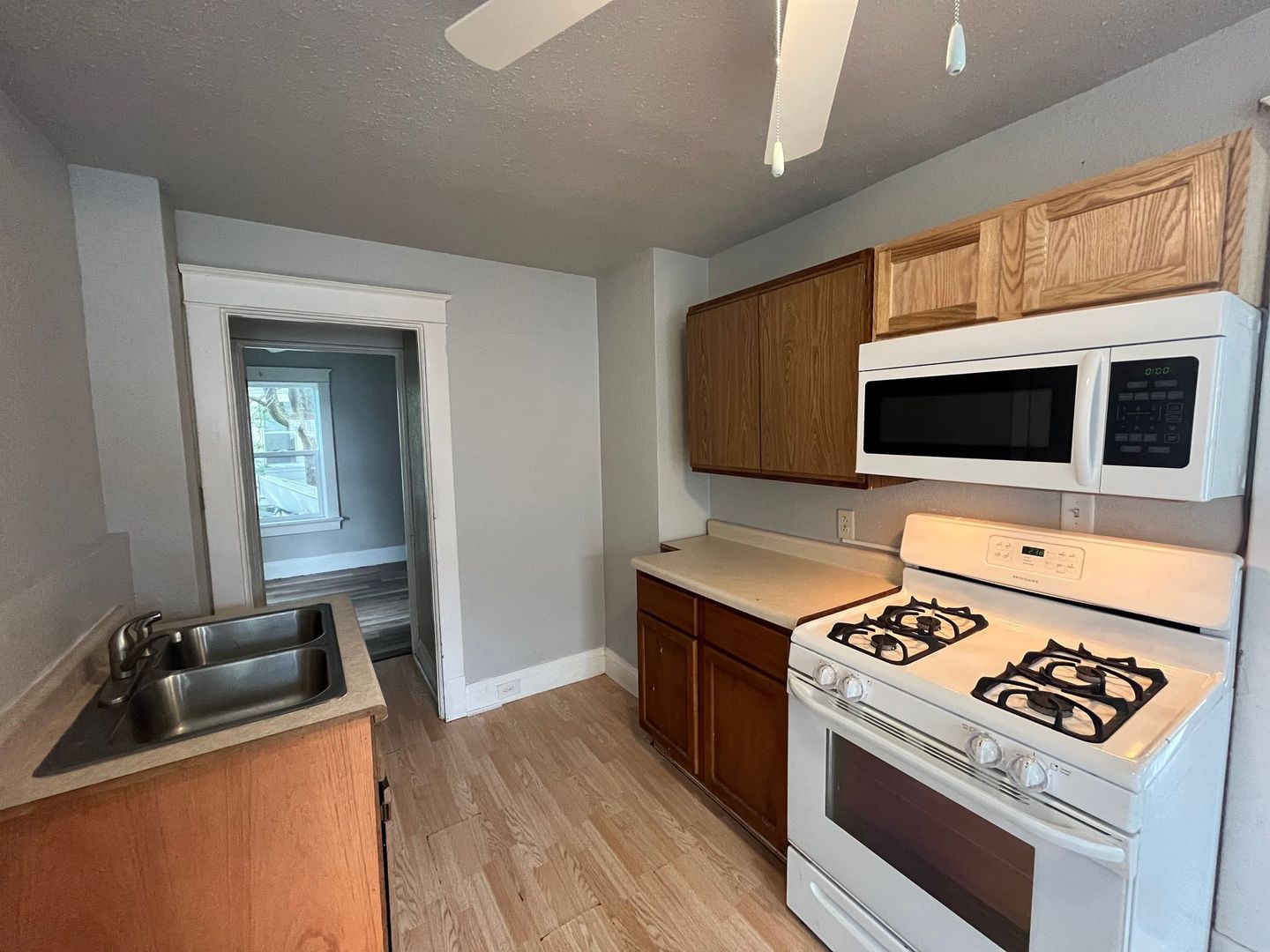 Wausau Apartment: 702 S 6th Ave