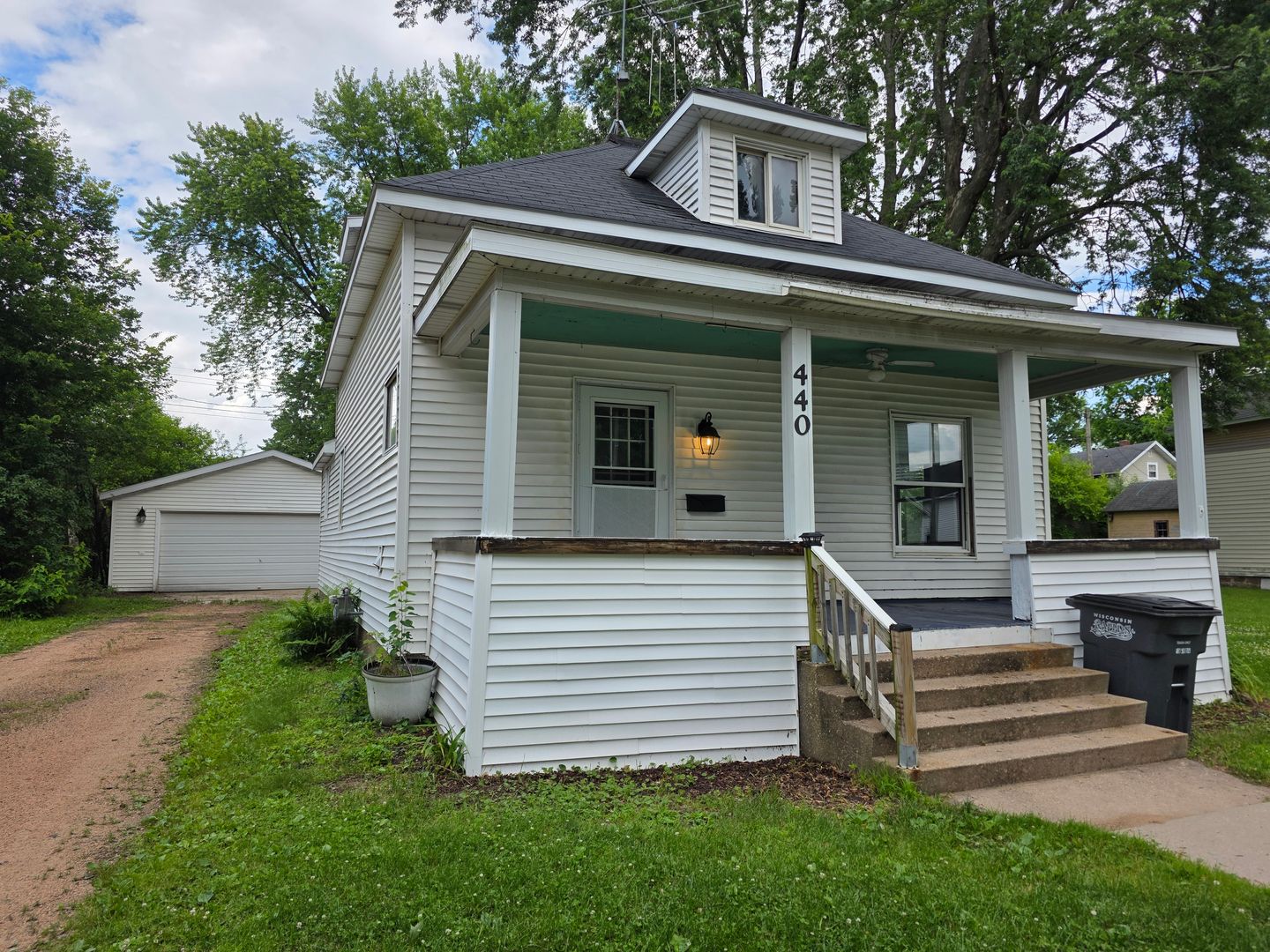 Wisconsin Rapids House: 440 8th Ave N