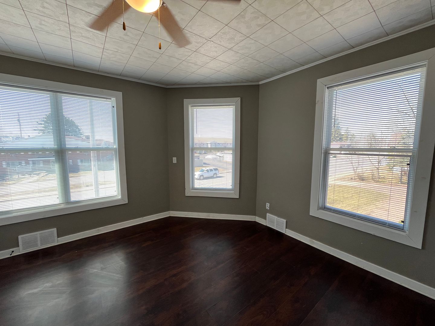 Wausau Apartment: 1015 Grand Ave