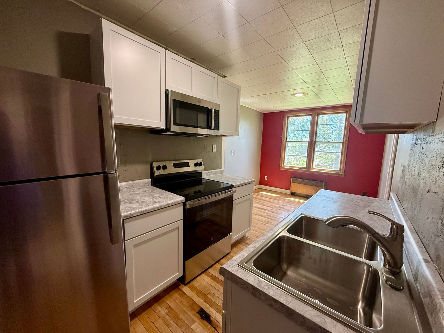 Merrill Apartment: 110 S State St