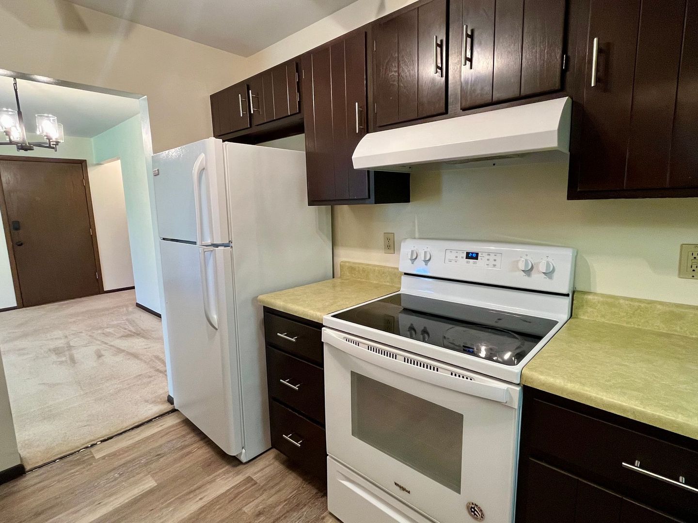 Marshfield Apartment: 1703 Sawyer Dr