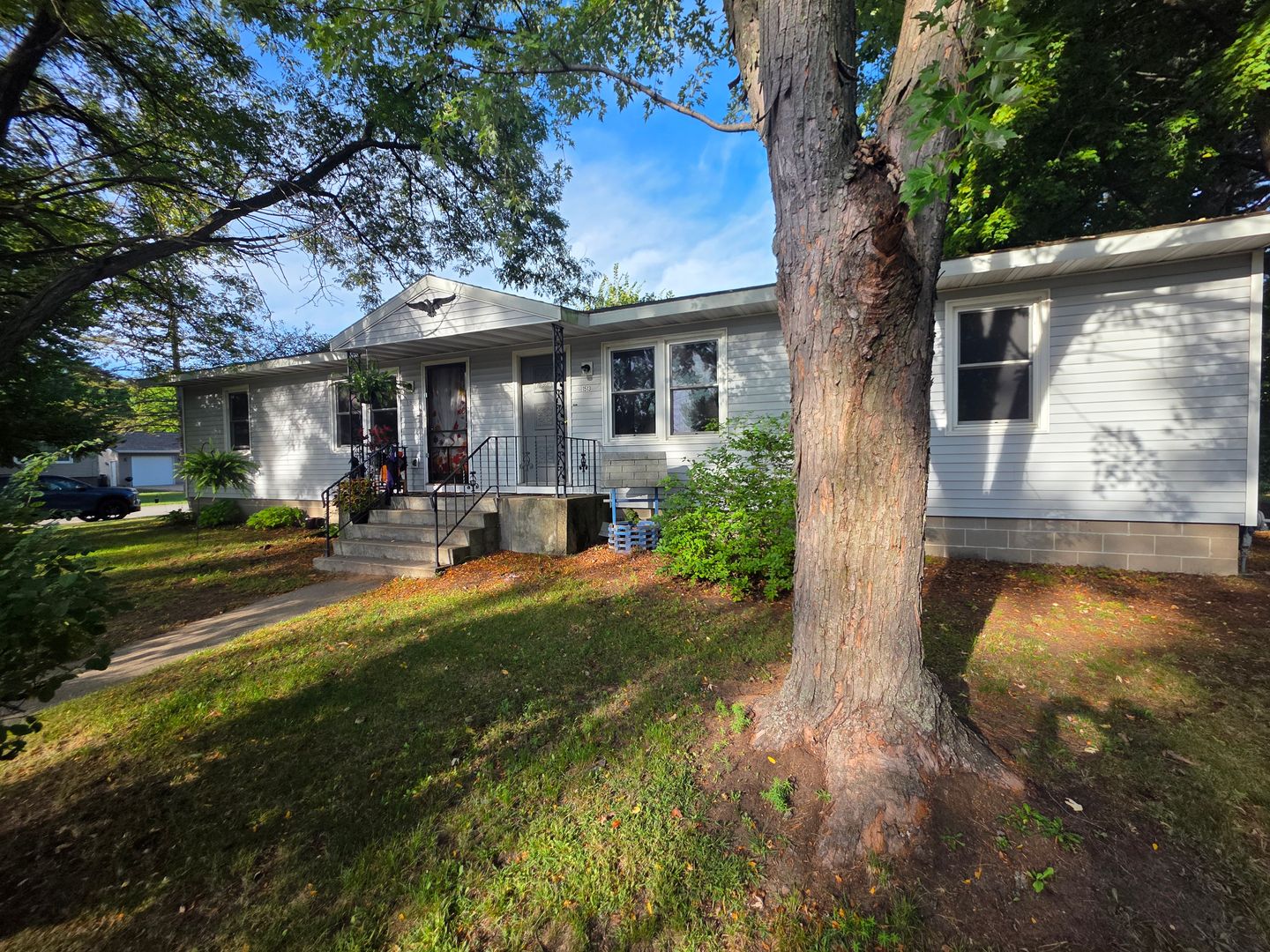 Wisconsin Rapids Apartment: 1511-1513 28th St N