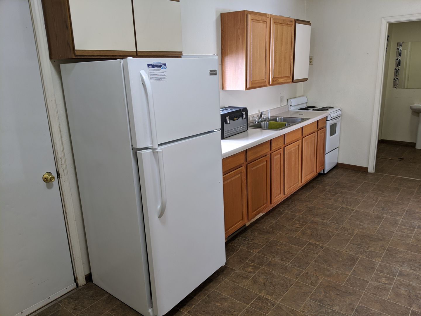 Merrill Apartment: 201 East 1st Street