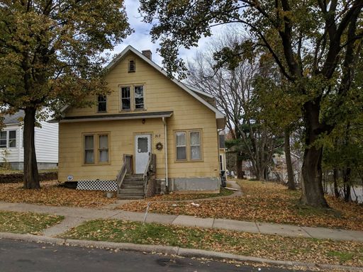 2 Bed 1 Bath Upper in Wausau