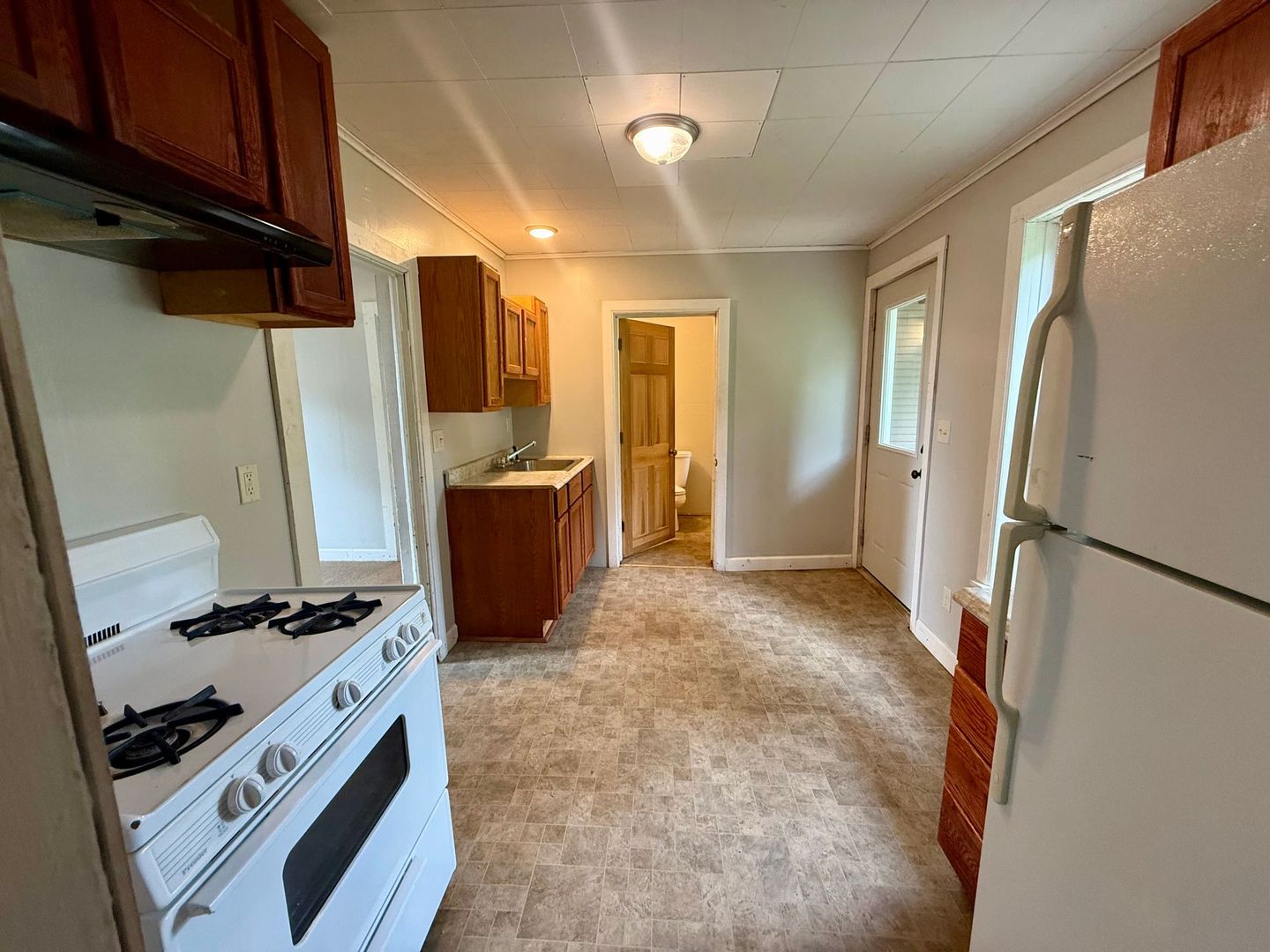 Wausau Apartment: 2411-2415 Gowen St
