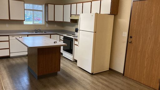 3 Bed 1.5 Bath in Plover: Fall into savings! - HALF OFF DEPOSIT! – photo 1