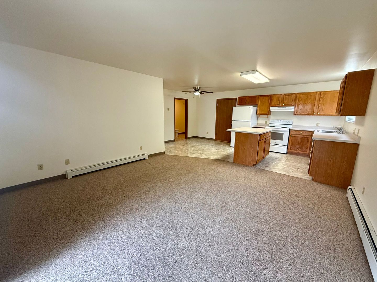 Plover Apartment: 3126 Wilson Avenue